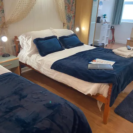 Bed & Breakfast Aquarius 2*