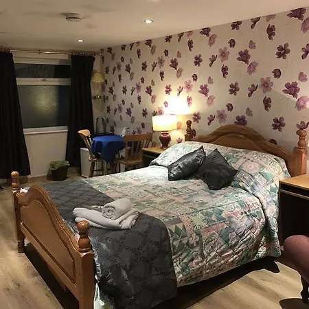 Aquarius Bed & Breakfast